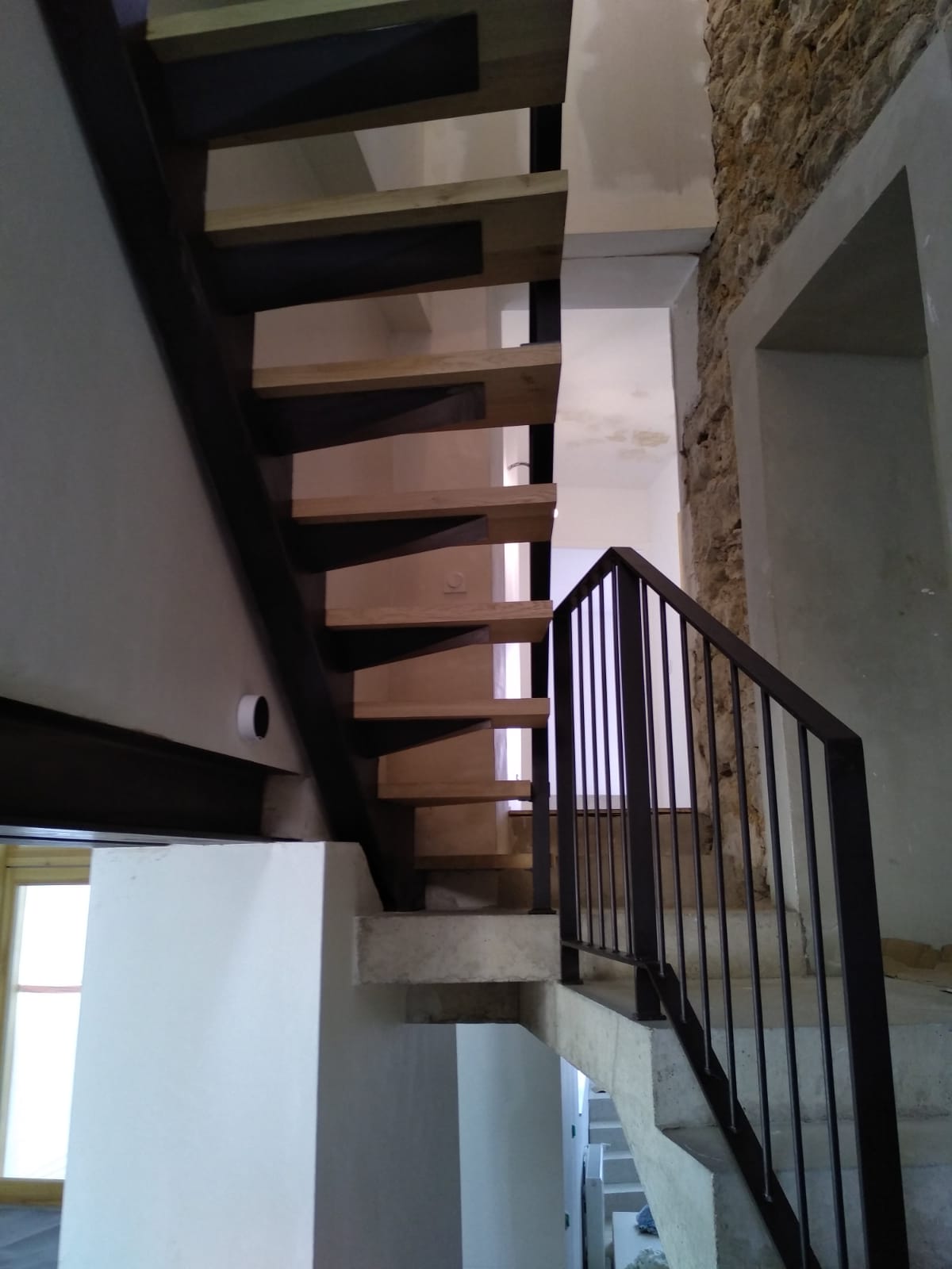 escalier metal creation sur mesure gard 